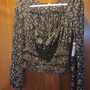 🚨Free people floral crop top size S (T6)